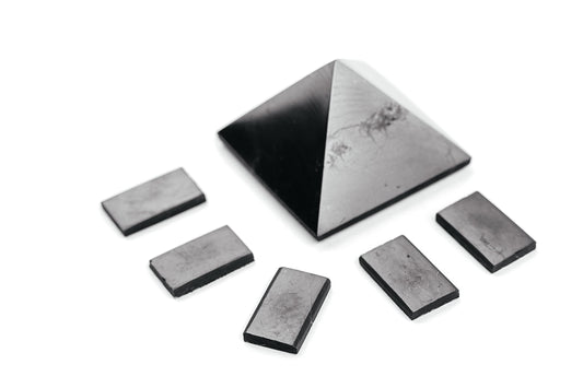 KARELIANMASTERS Shungite Stones Pyramid and Sticker for Phone Set - Crystal Healing Protection